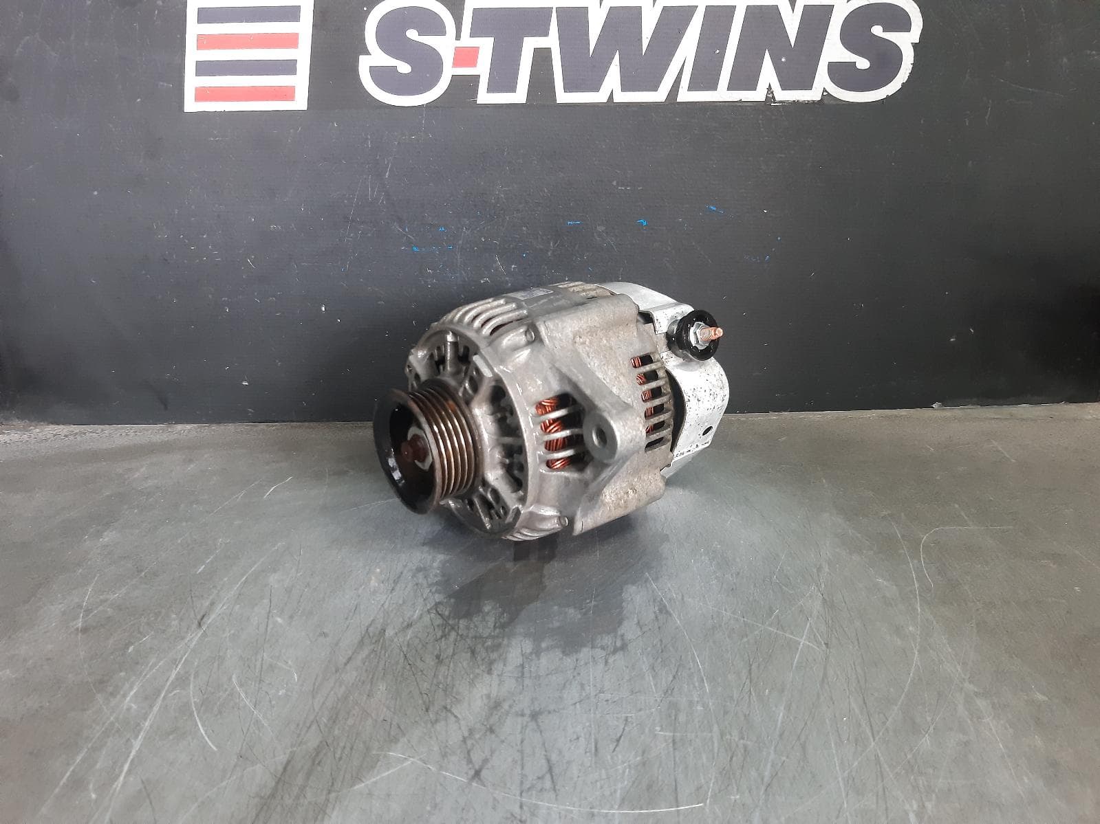 Used auto part listing image: 2009 SUZUKI SWIFT ALTERNATOR 1.5, RS415, P/N 31400-63J00, 4 PIN SQUARE PLUG TYPE, 10/06-02/11 0000372468