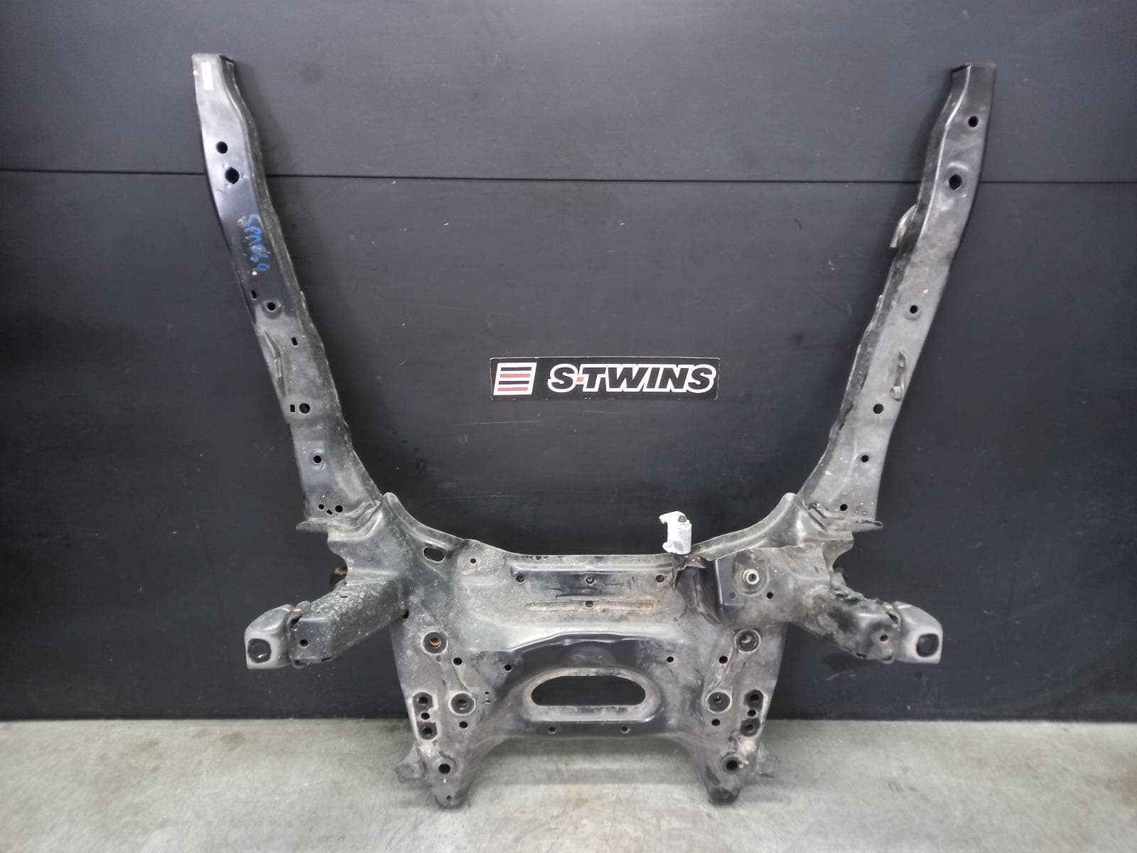Used auto part listing image: 2022 HONDA CRV FRT XMEMBER CRADLE RW, 05/17-08/23 0000391712