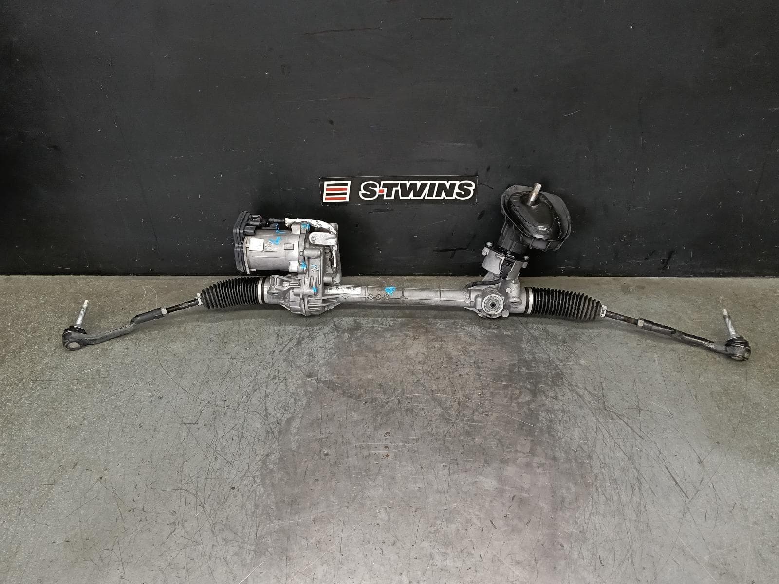 Used auto part listing image: 2019 FORD ENDURA STEERING BOX RACK CA, ELECTRIC, 2.0, DIESEL, 09/18-06/20 0000399970