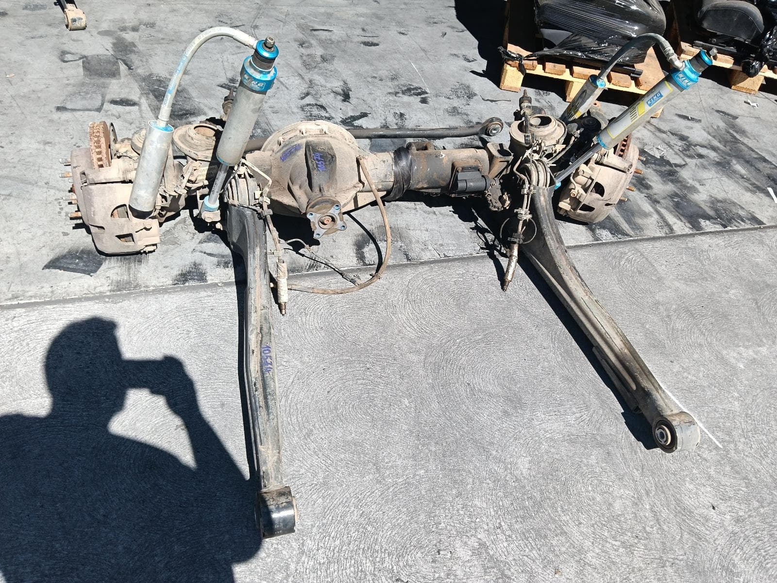 Used auto part listing image: 2017 RAM 2500/3500 FRONT DIFF ASSEMBLY 2016-2020 0000395847