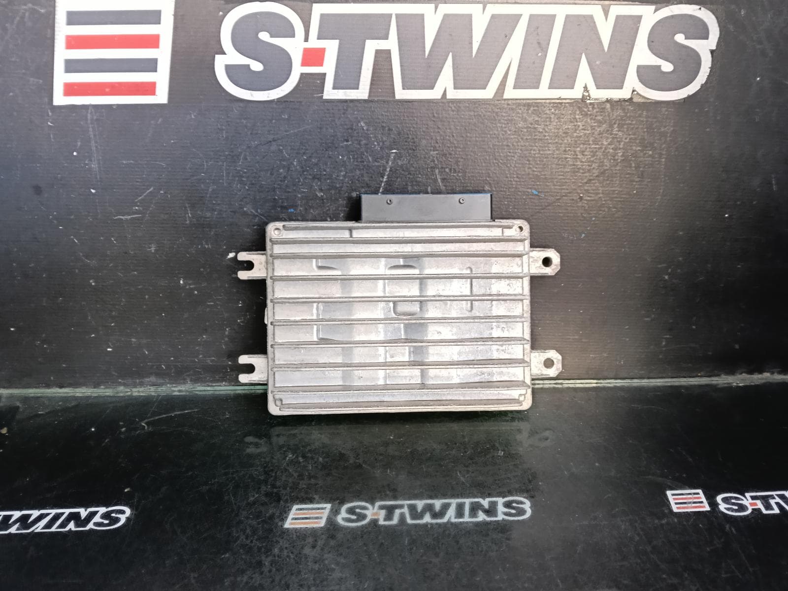 Used auto part listing image: 2023 AUDI Q5 FY, AMPLIFIER, 09/20- 0000395895