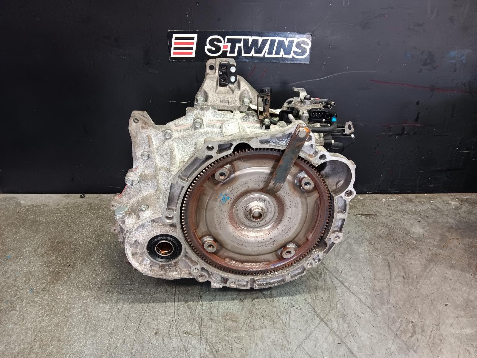 Used auto part listing image: 2018 HYUNDAI I30 TRANS GEARBOX AUTO, PETROL, 2.0, G4NC, HATCH (S. KOREA VIN KMHH), PD, 03/17-12/23 0000409396