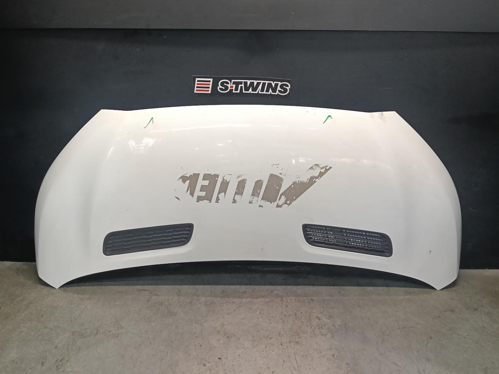 Used auto part listing image: 2022 LDV DELIVER 9 BONNET 07/20- 0000413348
