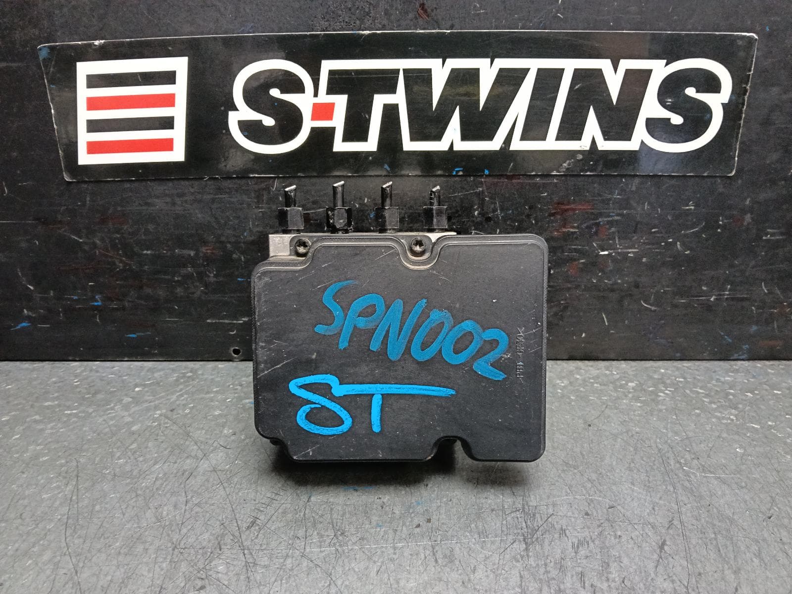 Used auto part listing image: 2019 HYUNDAI I30 ABS PUMP MODULATOR P/N 58920G3200, PD, 03/17- 0000396550