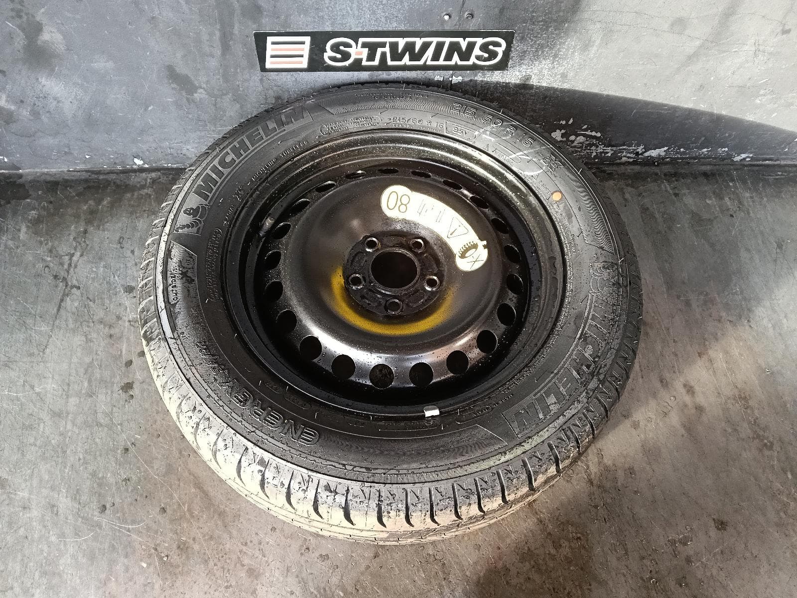 Used auto part listing image: 2017 FORD MONDEO WHEEL STANDARD STEEL SPARE, 16IN, HATCH, MD, 09/14-06/20 0000397245