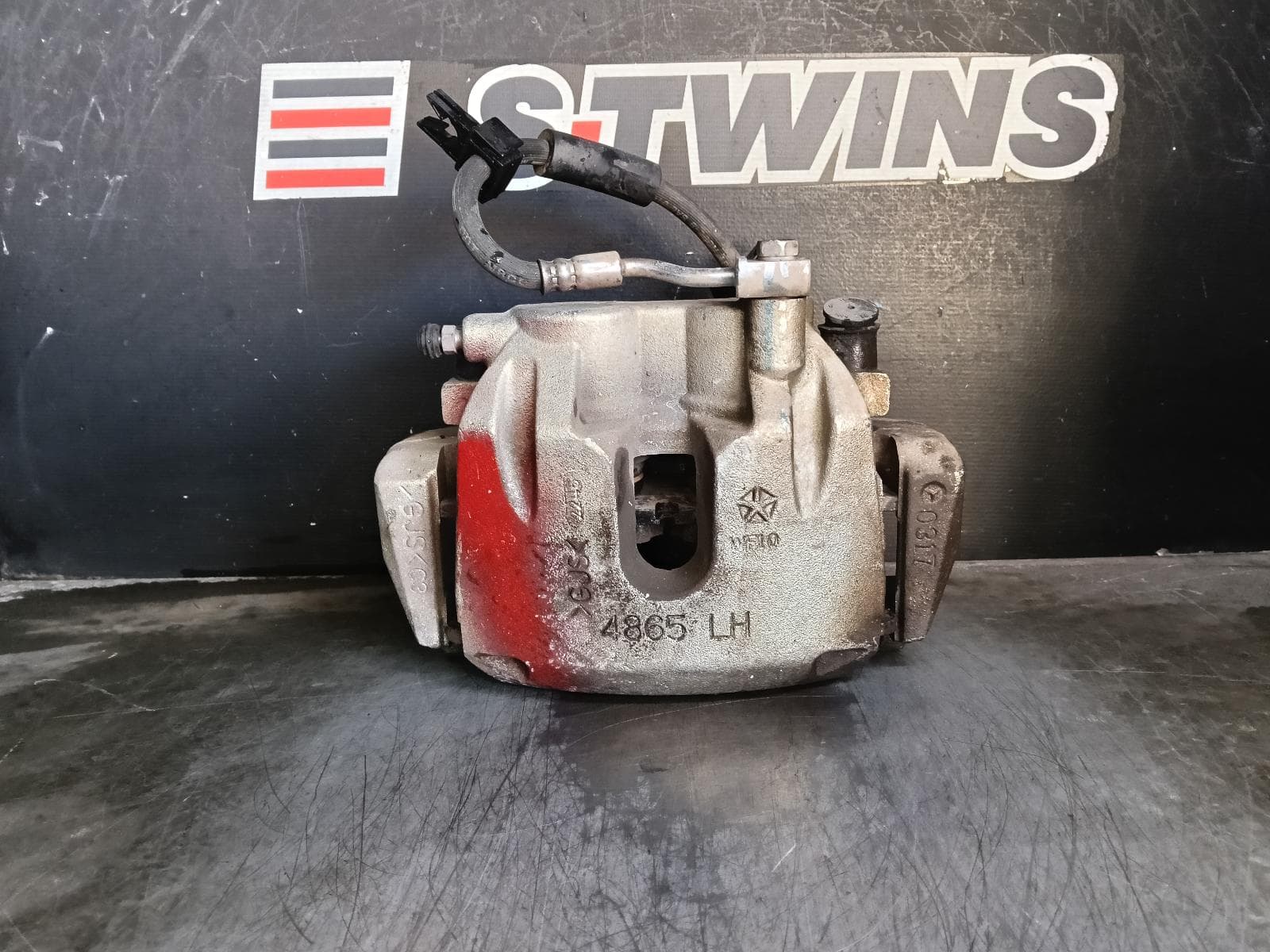 Used auto part listing image: 2016 JEEP GRANDCHEROKEE CALIPER LH FRONT, STANDARD TYPE, WK, 10/10-02/22 0000397881