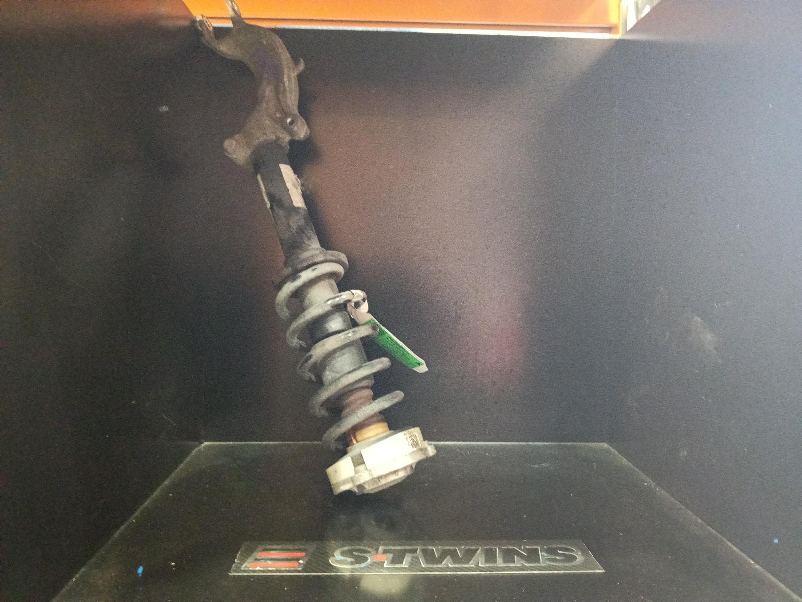 Used auto part listing image: 2017 AUDI Q5 LEFT FRONT STRUT Q5, FY, 2.0/3.0, DIESEL, 02/17- 0000397314