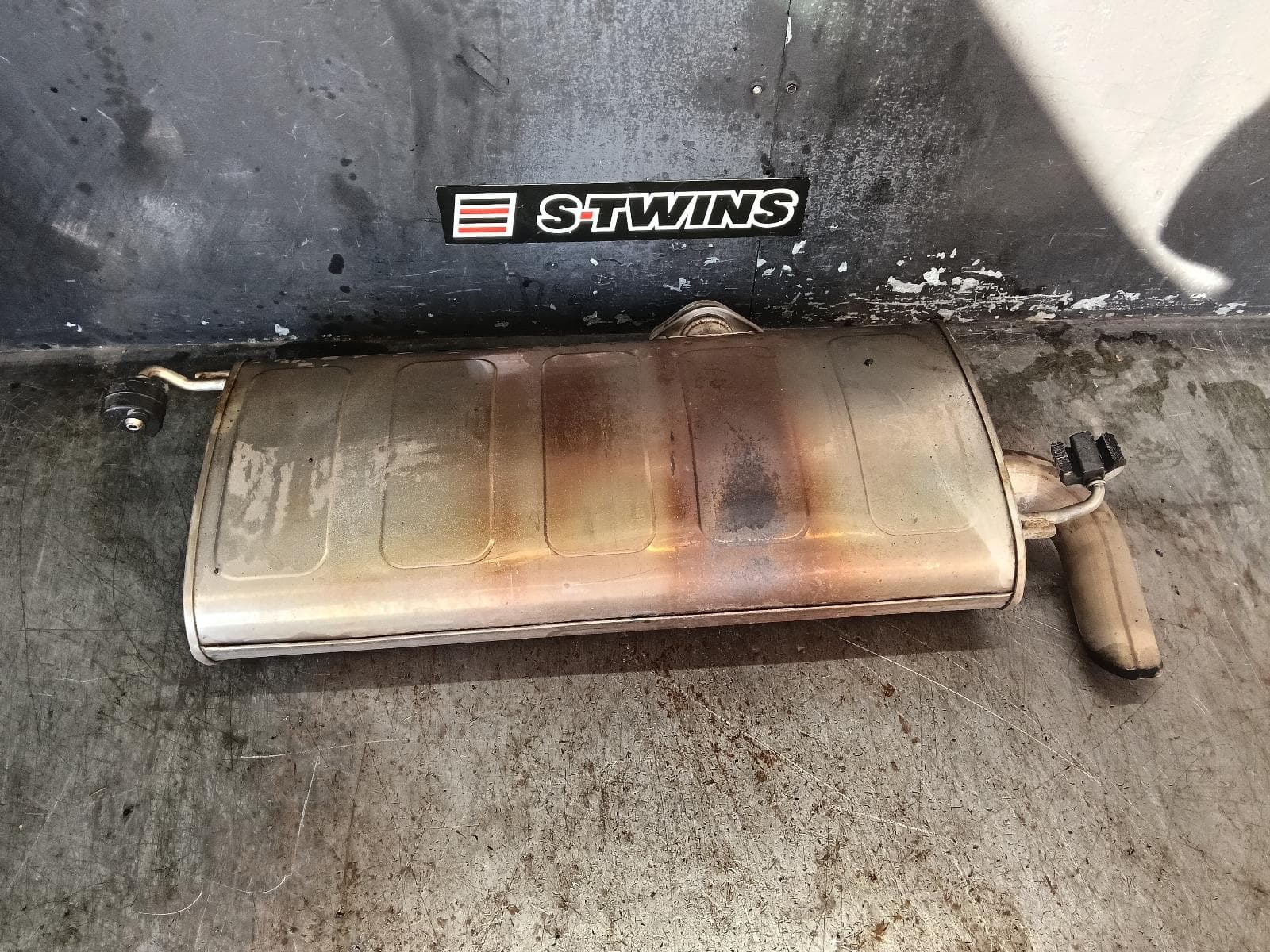 Used auto part listing image: 2017 HYUNDAI TUCSON MUFFLER TL, SINGLE EXHAUST, 06/15-01/21 0000398166