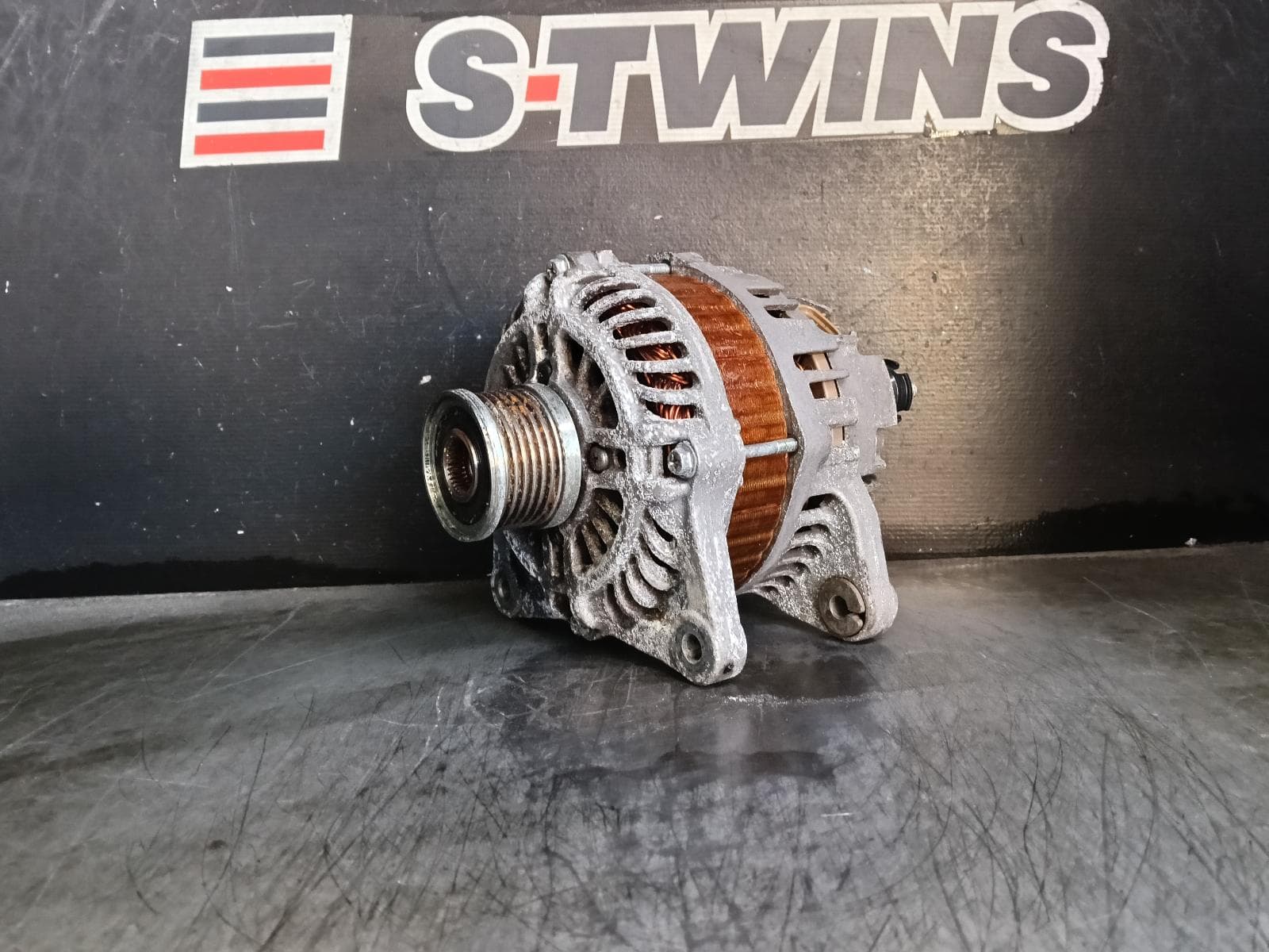 Used auto part listing image: 2015 NISSAN PULSAR ALTERNATOR PETROL, 1.6, MR16DDT, B17/C12, 12/12-12/17 0000411339