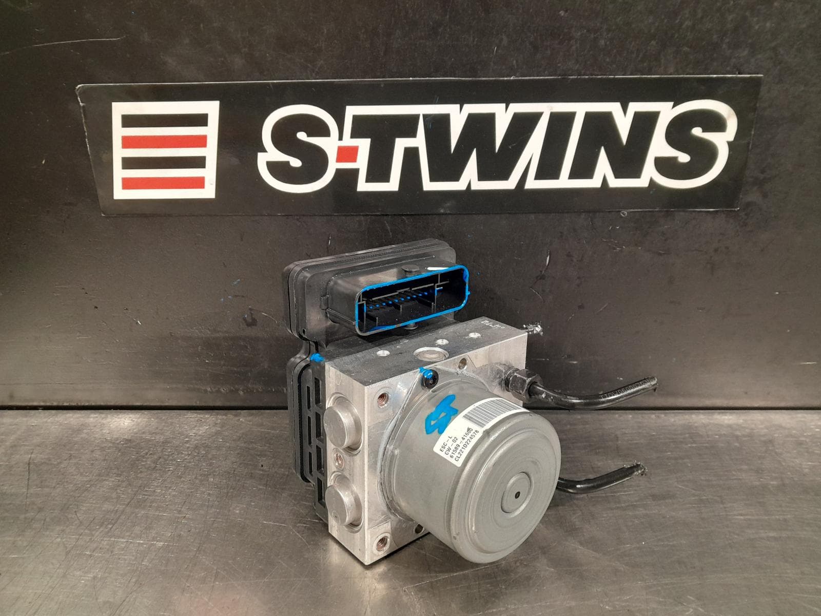 Used auto part listing image: 2021 HYUNDAI I30 ABS PUMP MODULATOR P/N 58900S0700, PD, 03/17- 0000283162
