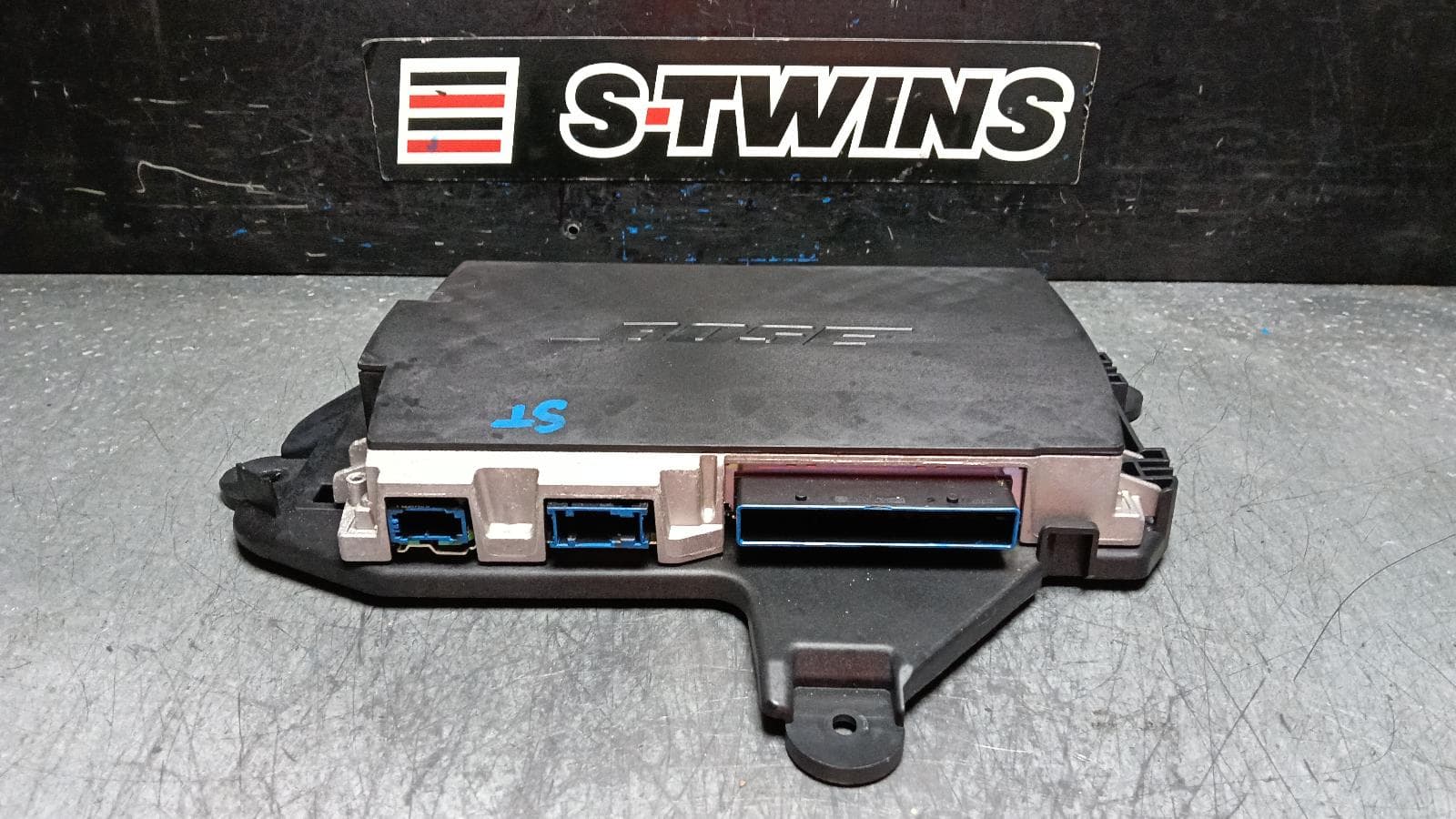 Used auto part listing image: 2017 AUDI Q3 AMPLIFIER, 8U, 03/12-12/18 0000401196
