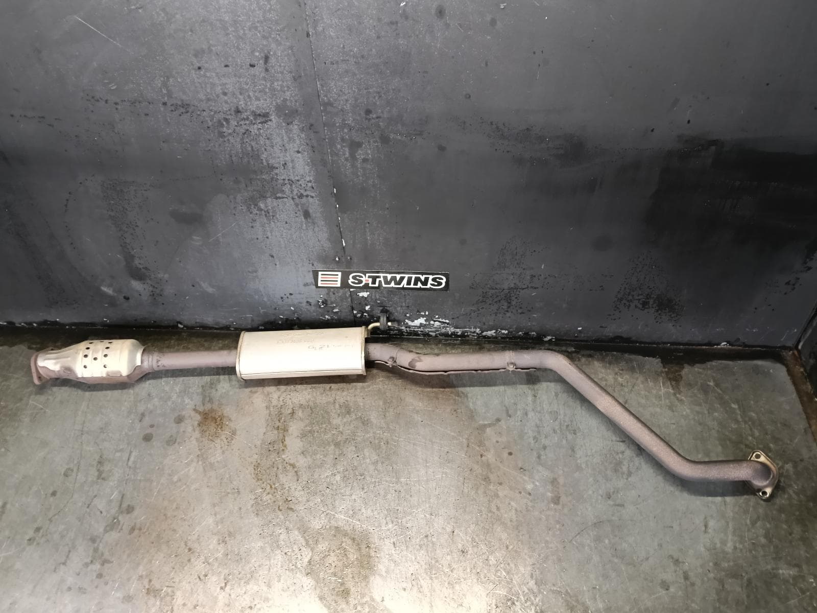 Used auto part listing image: 2013 HYUNDAI I30 CATALYTIC CONVERTER UNDER CAR-CAT TYPE, 1.8, PETROL, GD, 03/12-02/17 0000401657
