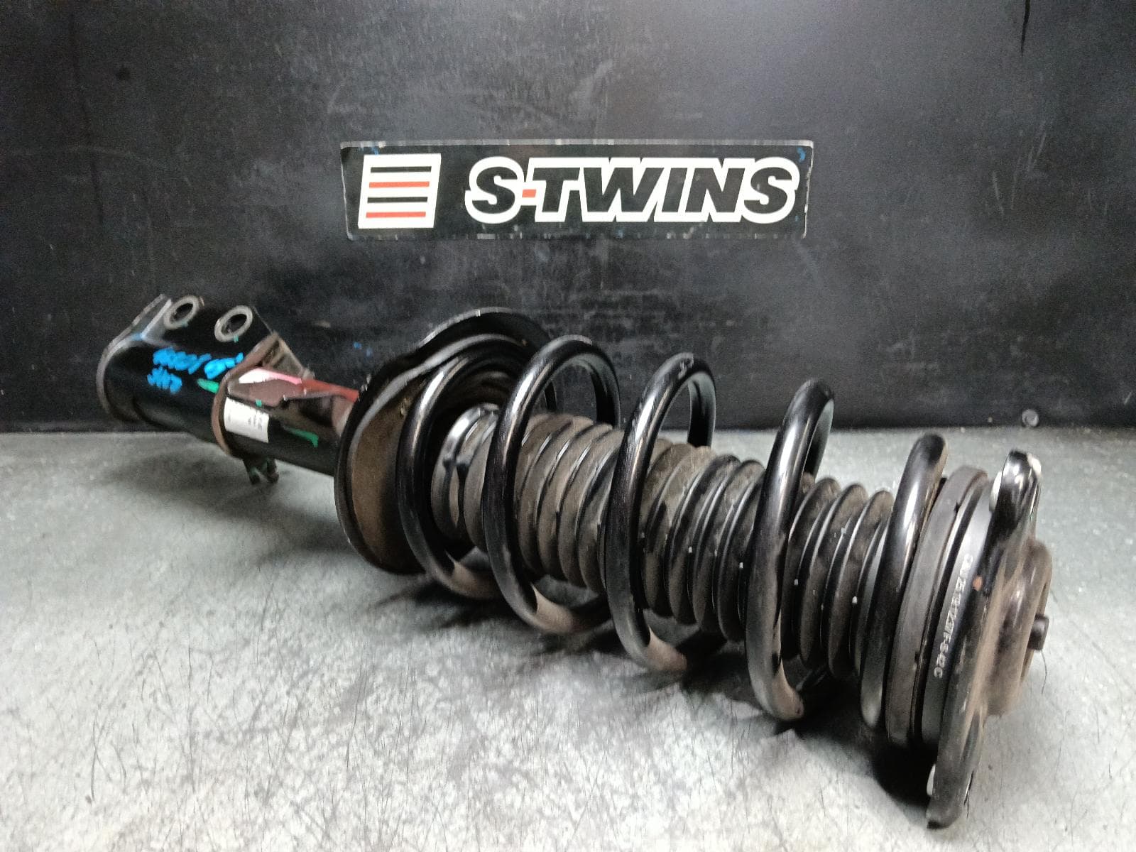 Used auto part listing image: 2025 GEELY STARRAY LEFT FRONT STRUT P145, 06/25- 0000405766