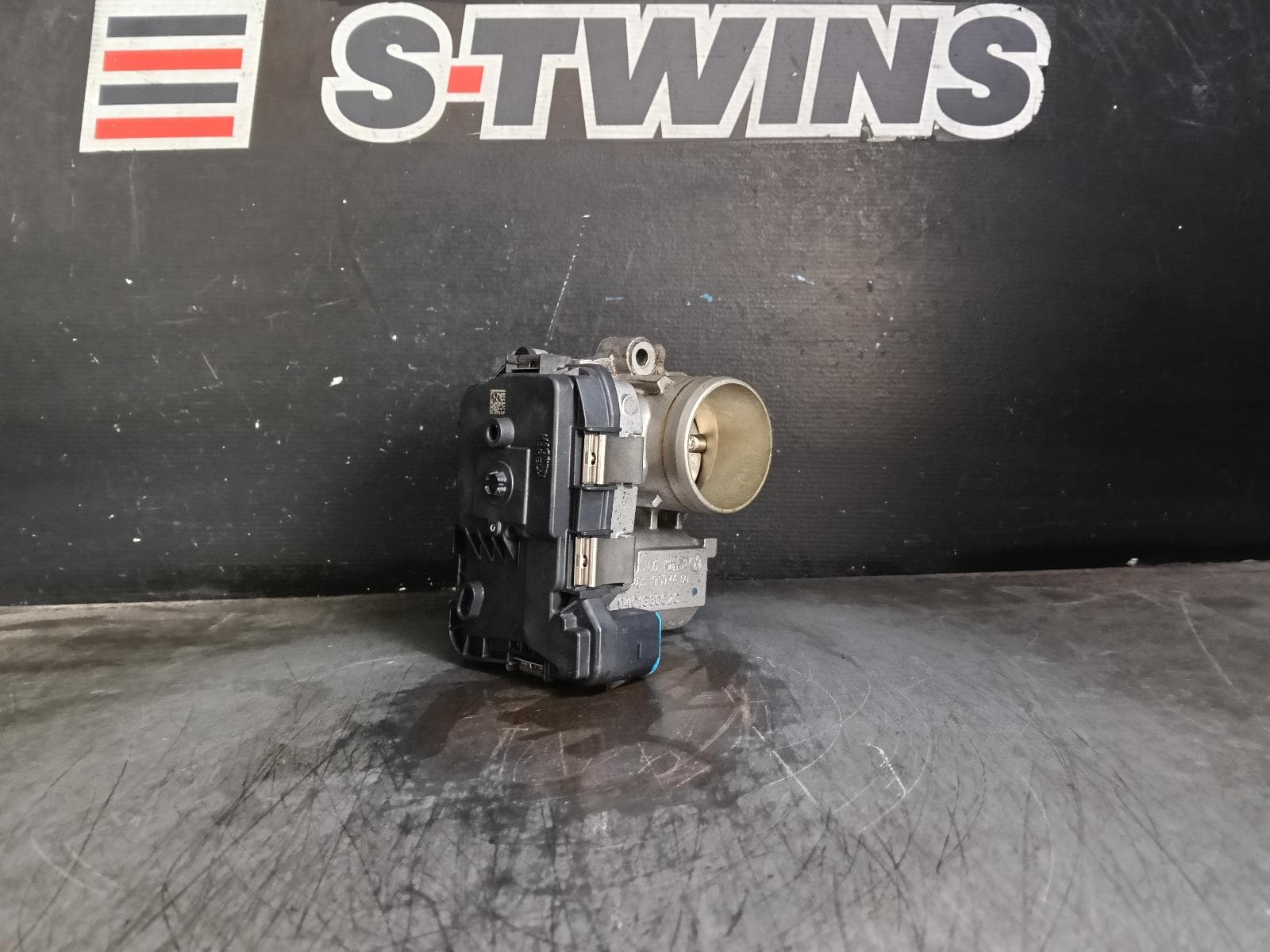 Used auto part listing image: 2022 VOLKSWAGEN POLO THROTTLE BODY 1.0, PETROL, CHZL/DKJA CODE, AW, 09/17-01/22 0000402996