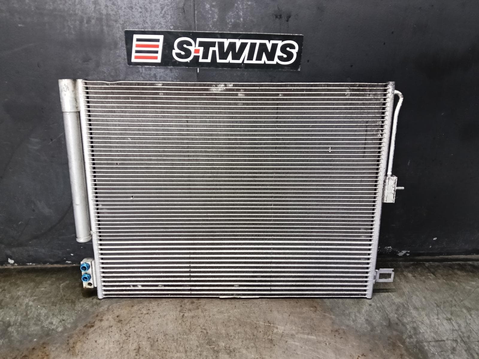 Used auto part listing image: 2017 JEEP GRANDCHEROKEE A C CONDENSER WK, A/C CONDENSER & TRANS OIL COOLER,10/10-02/22 0000403177