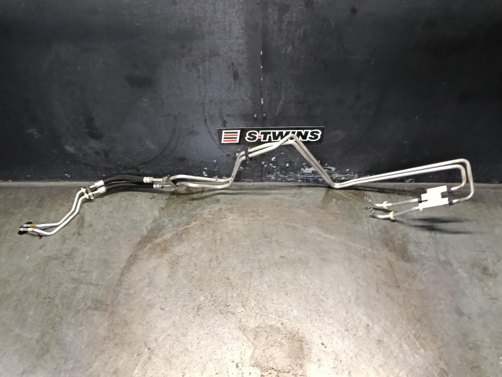 Used auto part listing image: 2017 JEEP GRANDCHEROKEE COOLER TRANSMISSION COOLER PIPES, 3.0, DIESEL, WK, 04/13-02/22 0000403260