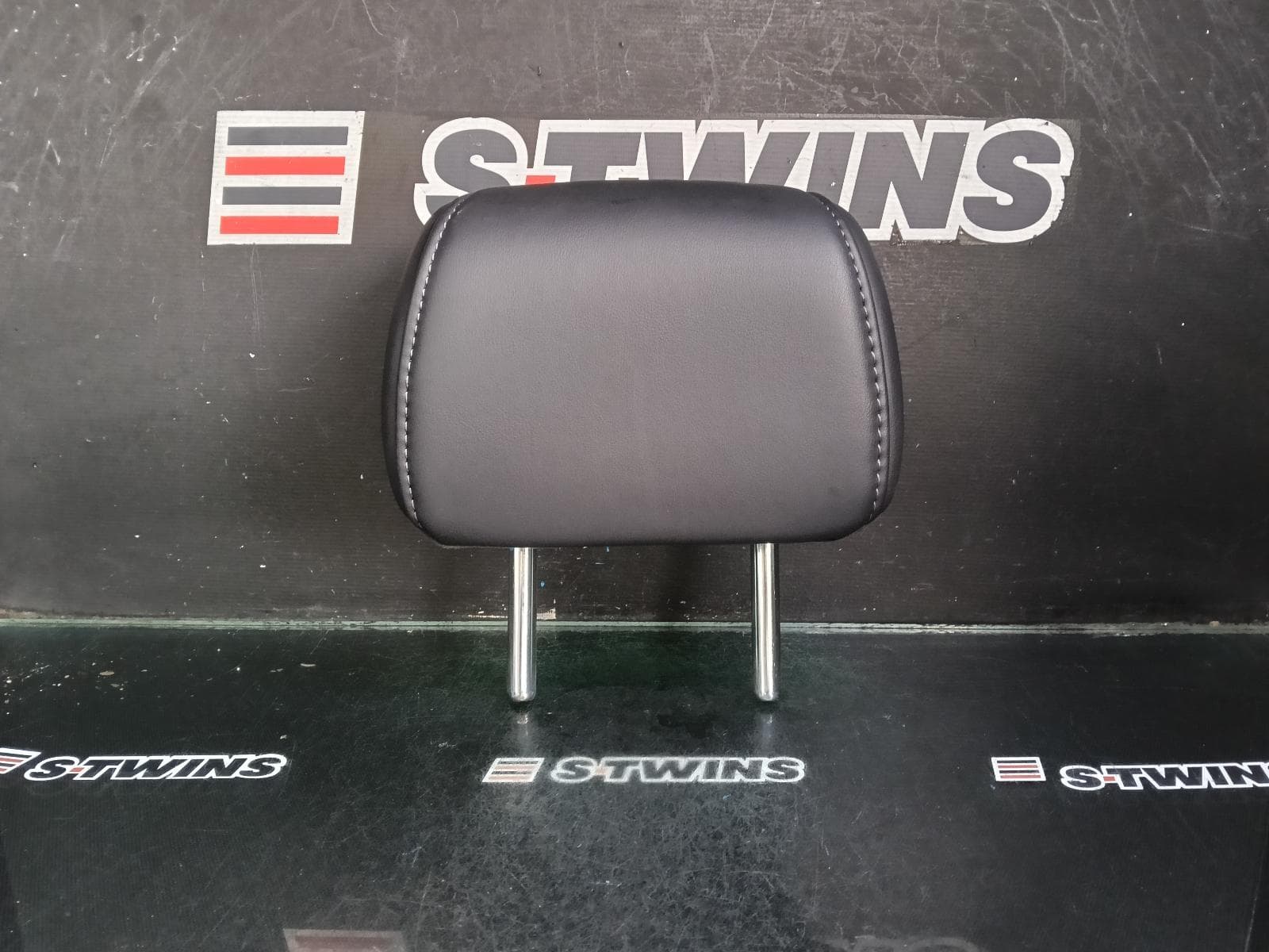 Used auto part listing image: 2018 MAZDA CX5 HEADREST KF, RH REAR, CLOTH, 02/17- 0000403645