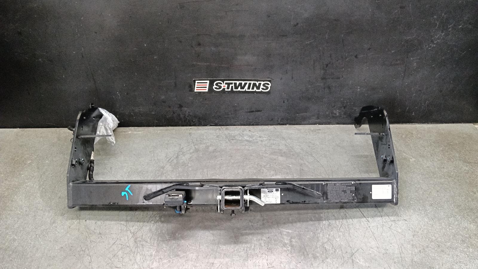 Used auto part listing image: 2021 FORD RANGER TOWBAR PX, UTE BACK TYPE, 2WD HI-RIDE/4WD, NON RAPTOR TYPE, 06/15-04/22 0000402745