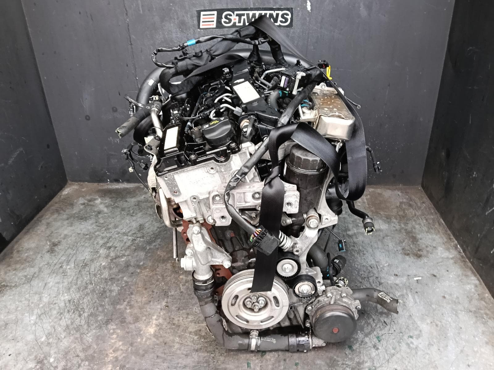 Used auto part listing image: 2013 MERCEDES B CLASS ENGINE DIESEL, 1.8, TURBO, W246, B200CDI, 651.901 CODE, 07/11-01/15 0000406985