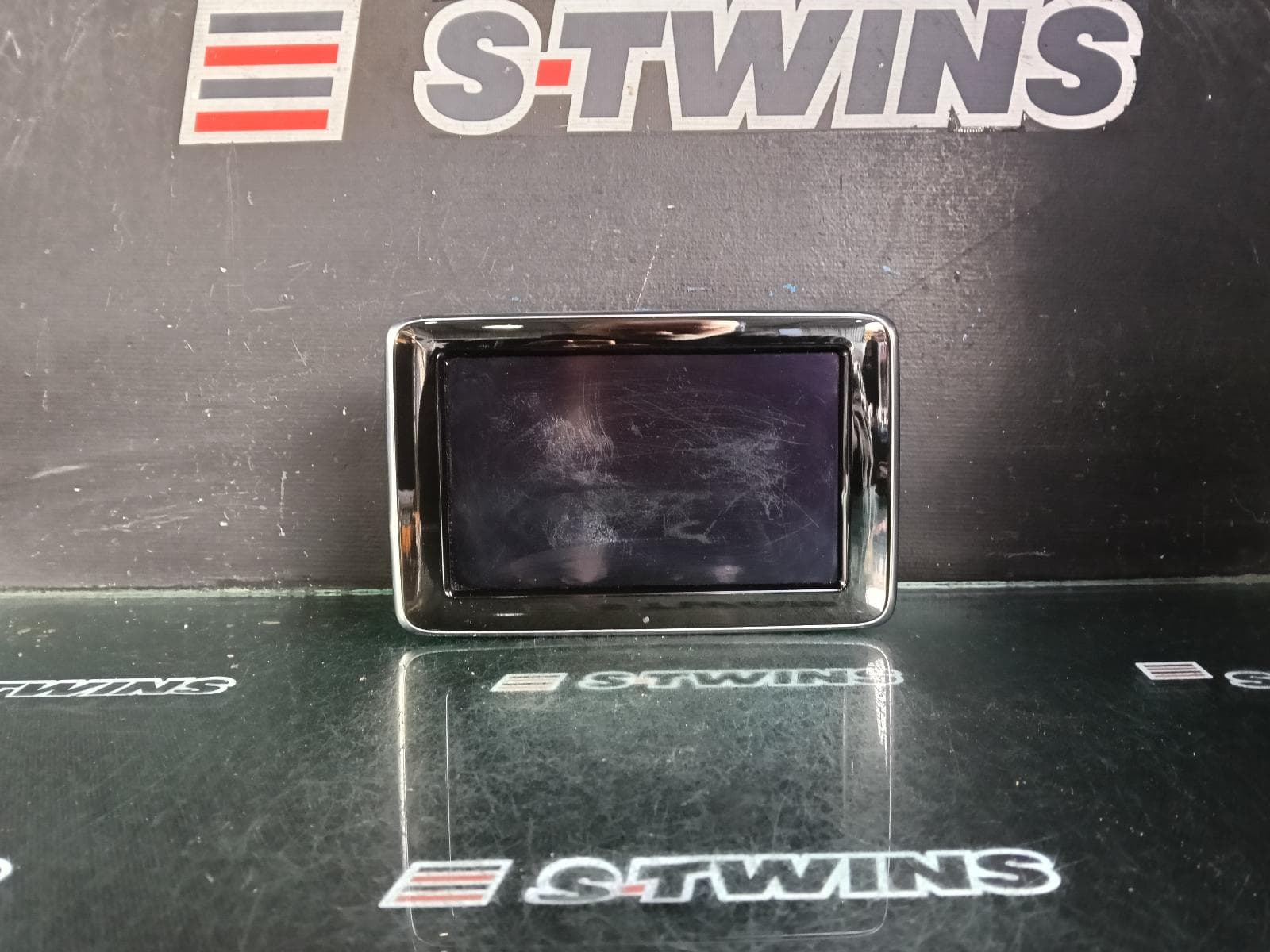 Used auto part listing image: 2013 MERCEDES B CLASS 17.8cm DISPLAY SCREEN, W246, 12/11-01/15 0000407014