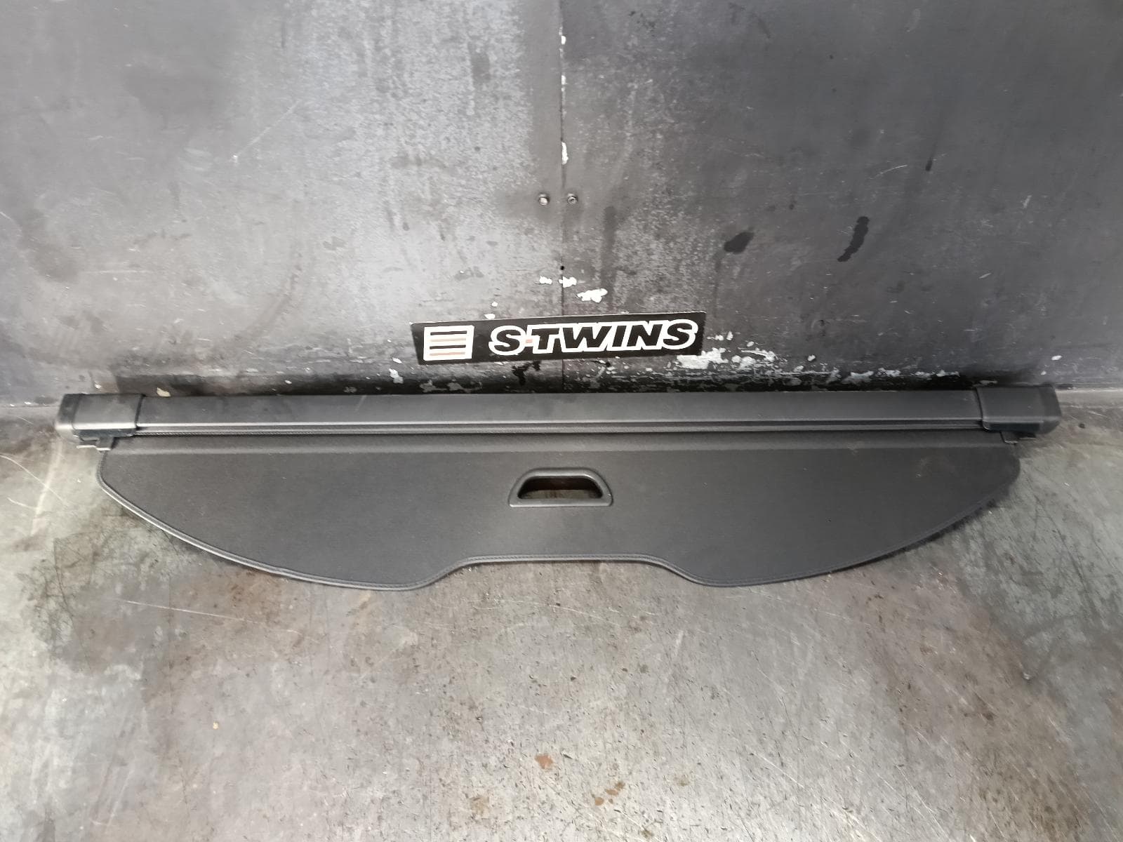 Used auto part listing image: 2013 MERCEDES B CLASS PARCEL SHELF CARGO BLIND PARCEL SHELF, W246, 12/11-02/19 0000407015