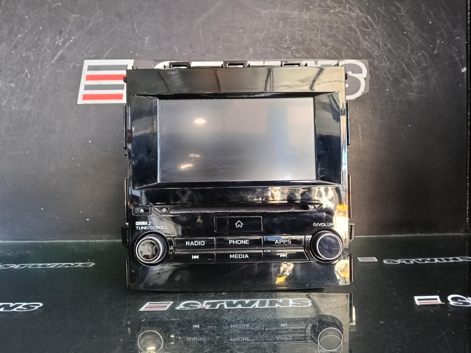 Used auto part listing image: 2019 SUBARU XV HEAD UNIT, W/ DISPLAY UNIT, 8IN TOUCHSCREEN, W/ SAT NAV TYPE, G5X, 03/17-06/23 0000404025