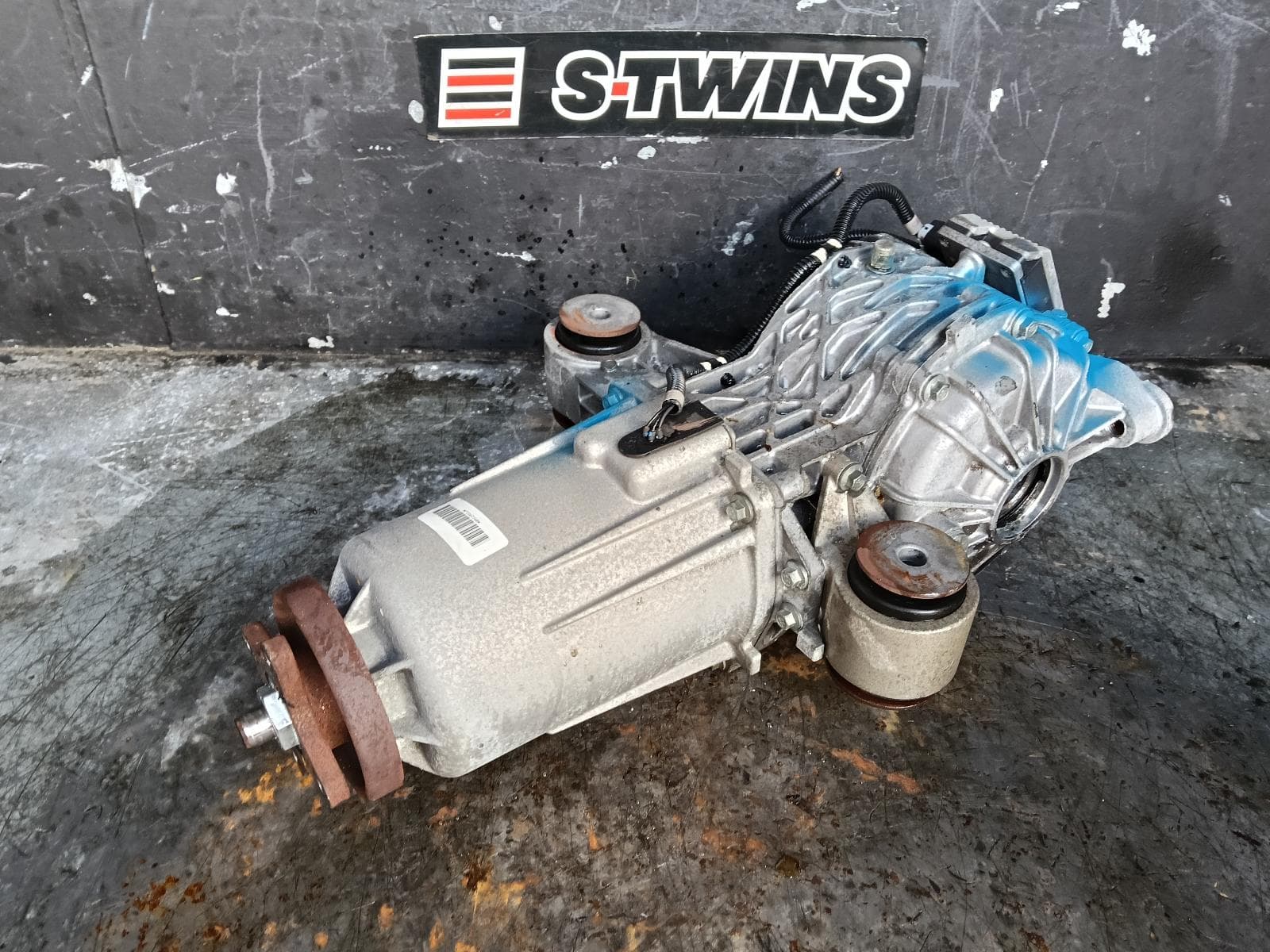Used auto part listing image: 2014 HOLDEN CAPTIVA DIFFERENTIAL CENTRE REAR, 2.2, CG, 2.89 RATIO, 01/11-06/18 0000403786