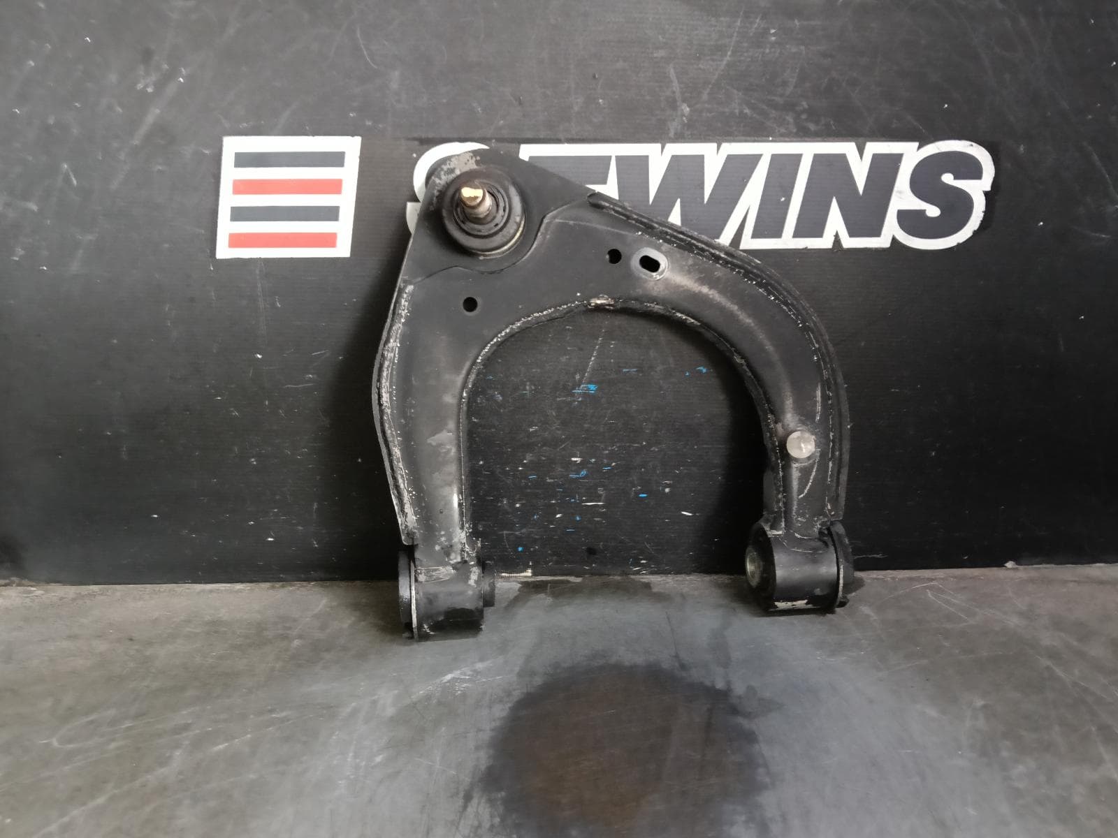 Used auto part listing image: 2017 FORD RANGER RIGHT FRONT UPPER CONTROL ARM PX SERIES 2, 2WD HI-RIDE/4WD, 06/15-06/18 0000407148