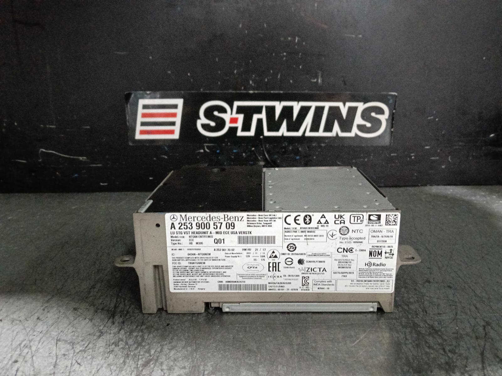 Used auto part listing image: 2022 MERCEDES GLC CLASS HEAD UNIT, X253/C253, 08/19-03/23 0000403363