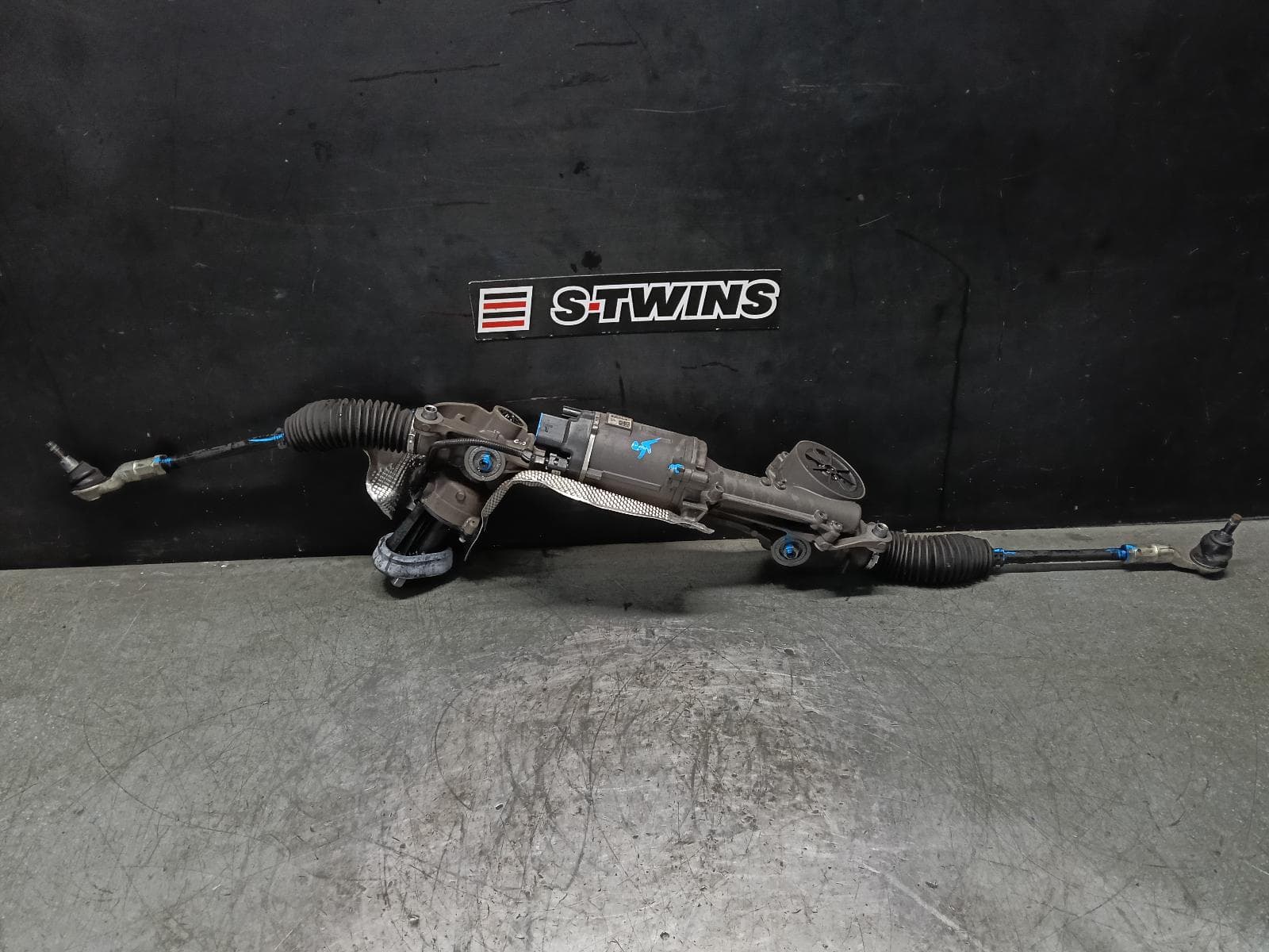 Used auto part listing image: 2023 VOLKSWAGEN TIGUAN STEERING BOX RACK 5NA, DYNAMIC TYPE, 06/16-02/24 0000405487