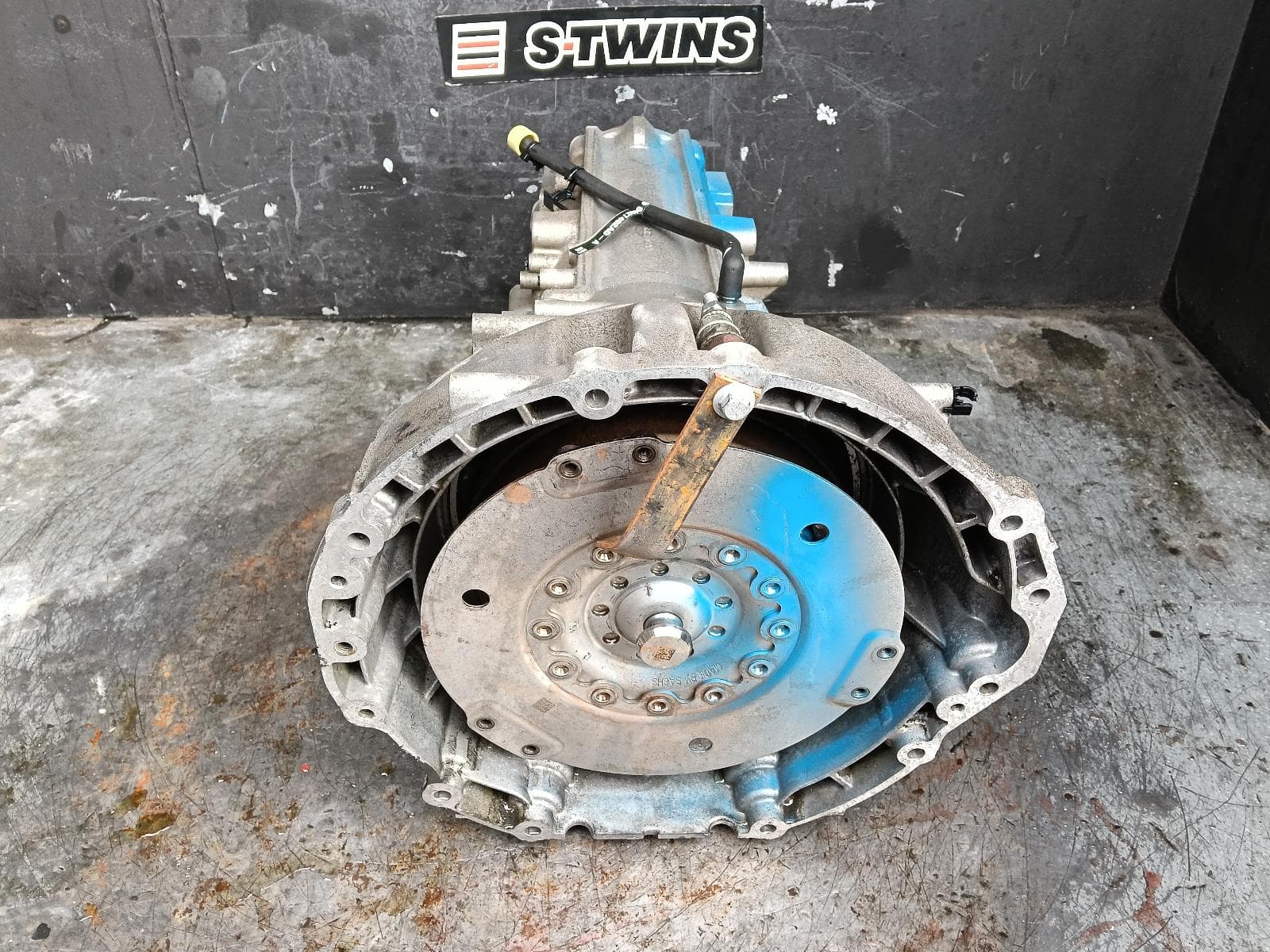 Used auto part listing image: 2015 JEEP GRANDCHEROKEE TRANS GEARBOX AUTO, RWD, PETROL, 3.6, 8 SPEED, WK, 04/13-09/16 0000404407