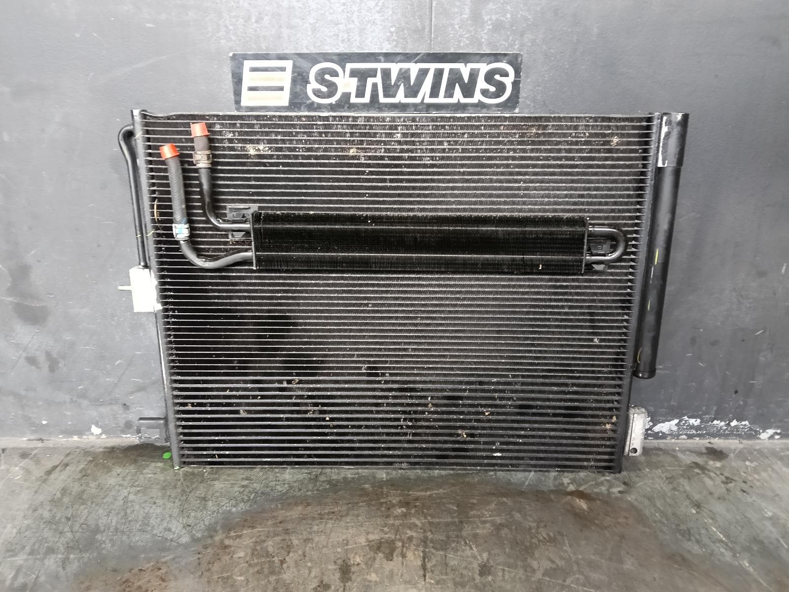 Used auto part listing image: 2015 JEEP GRANDCHEROKEE A C CONDENSER WK, A/C CONDENSER & TRANS OIL COOLER,10/10-02/22 0000404384