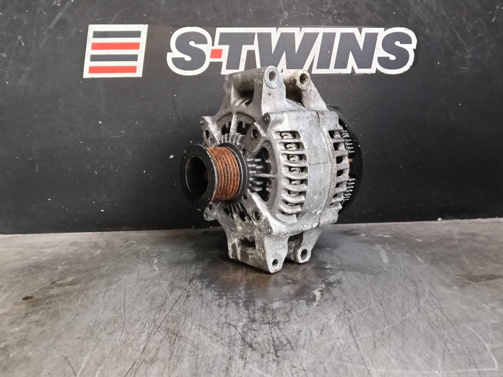 Used auto part listing image: 2015 BMW 4 SERIES ALTERNATOR PETROL, 3.0, TWIN TURBO, S55, F82/F83, 03/14-06/20 0000404451