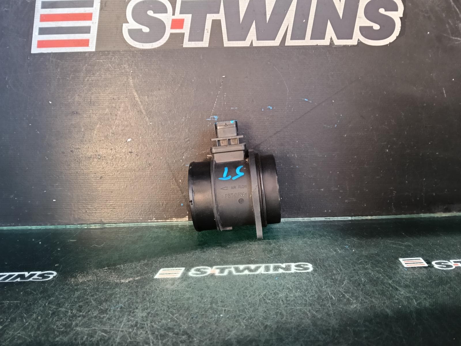 Used auto part listing image: 2020 HYUNDAI ILOAD/IMAX AIR FLOW METER DIESEL, TQ, 11/07-03/21 0000405401