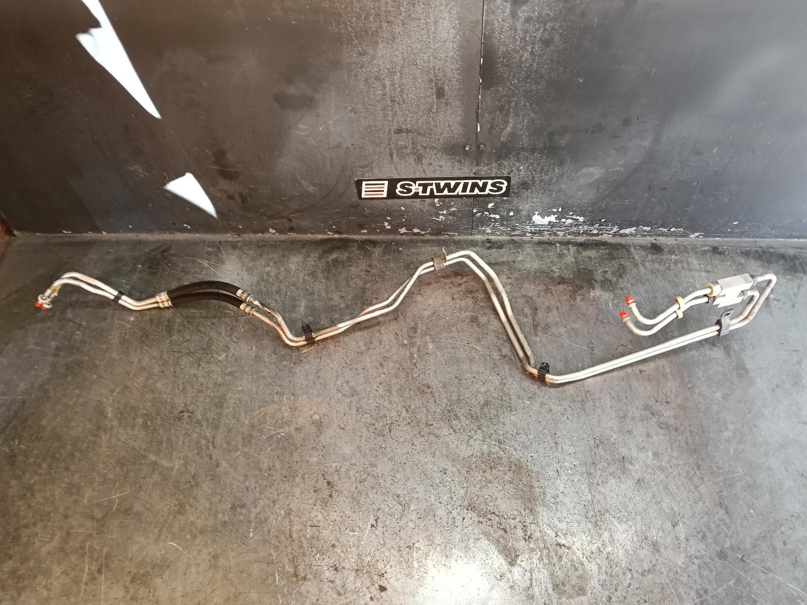 Used auto part listing image: 2015 JEEP GRANDCHEROKEE COOLER TRANSMISSION COOLER PIPES, 3.0, DIESEL, WK, 04/13-02/22 0000404681