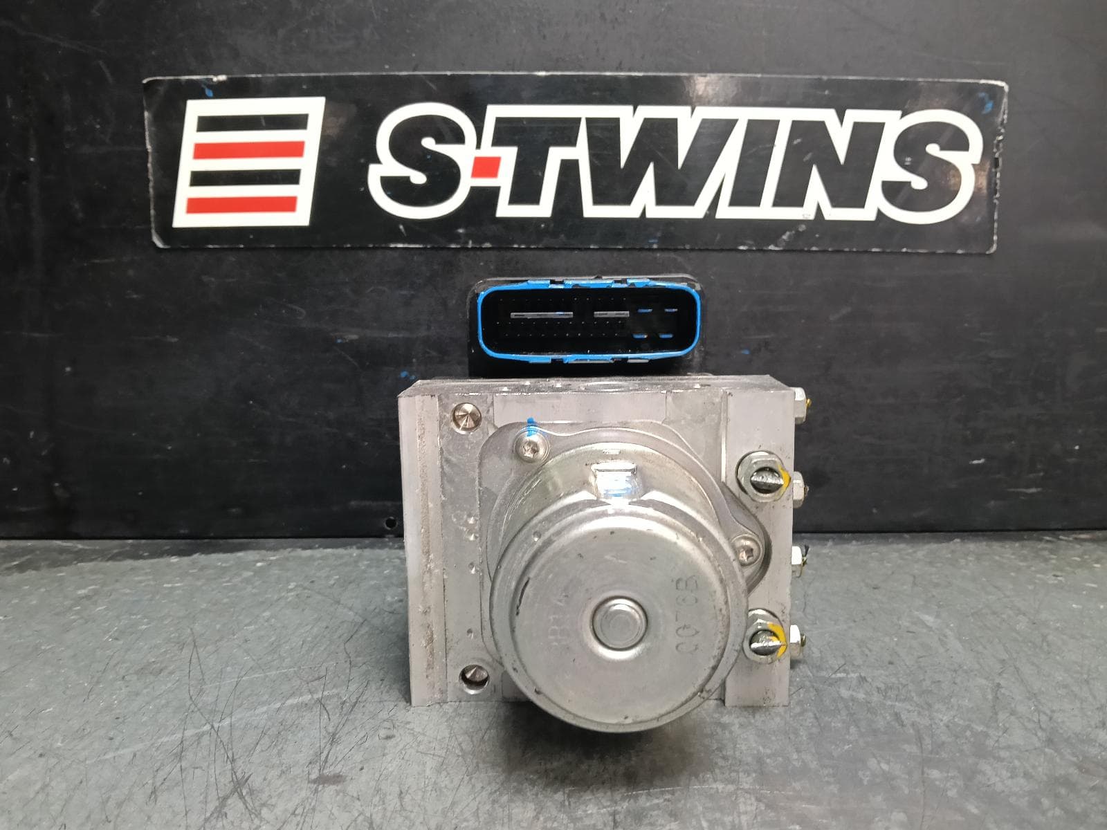 Used auto part listing image: 2018 HONDA ODYSSEY ABS PUMP MODULATOR RC1, 02/14-03/22 0000412019