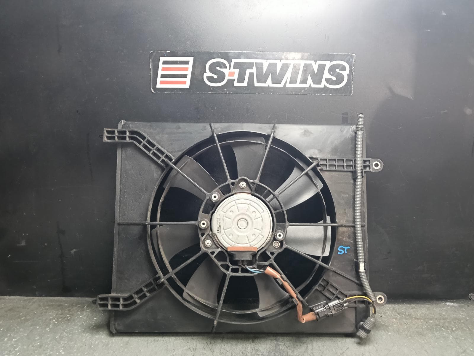 Used auto part listing image: 2018 HONDA ODYSSEY FAN RC1, RADIATOR FAN, LH SIDE, PETROL, 2.4, K24W, 02/14-03/22 0000412022