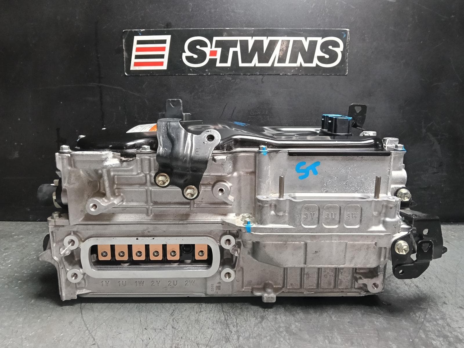 Used auto part listing image: 2024 TOYOTA RAV4 INVERTER HEV INVERTER, 2.5, PETROL, AWD, XA50, 11/18- 0000409169