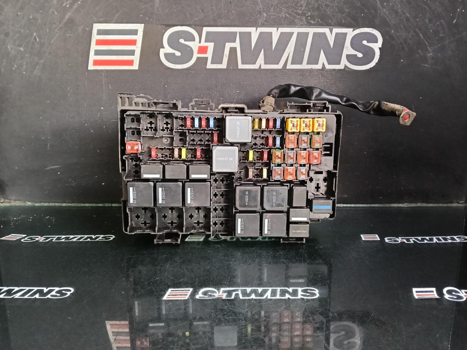 Used auto part listing image: 2019 MAZDA BT50 FUSE BOX ENGINE BAY, UP-UR, 10/11-06/20 0000406705
