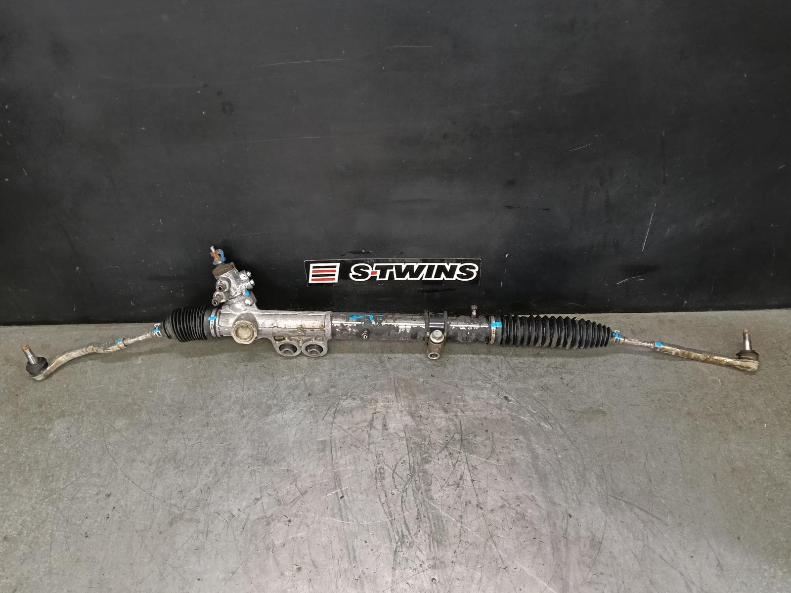 Used auto part listing image: 2018 NISSAN NAVARA STEERING BOX RACK NP300, 2WD/4WD, WARRIOR/SL/ST/ST-X, 04/15- 0000395124