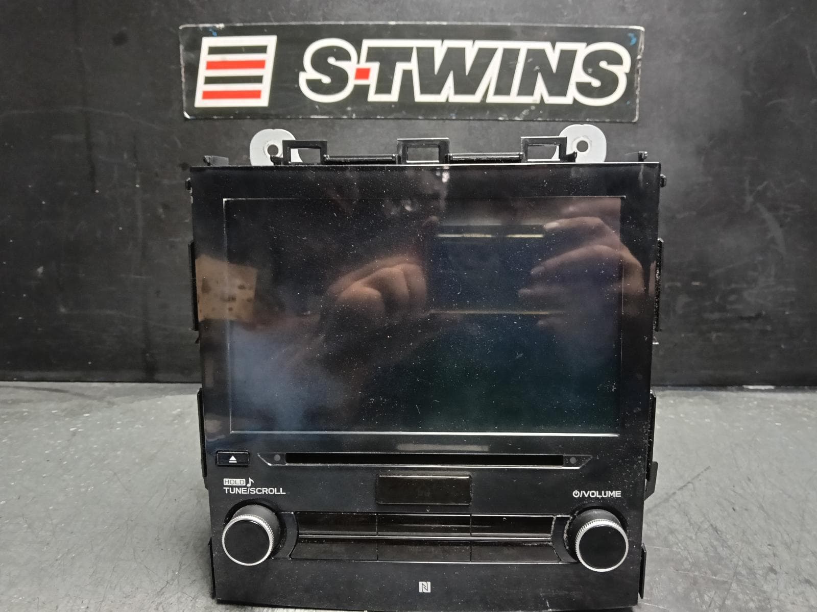 Used auto part listing image: 2018 SUBARU IMPREZA G5, HEAD UNIT, W/ DISPLAY UNIT, 8IN TOUCHSCREEN, NON SAT NAV TYPE, 09/16-09/23 0000407521