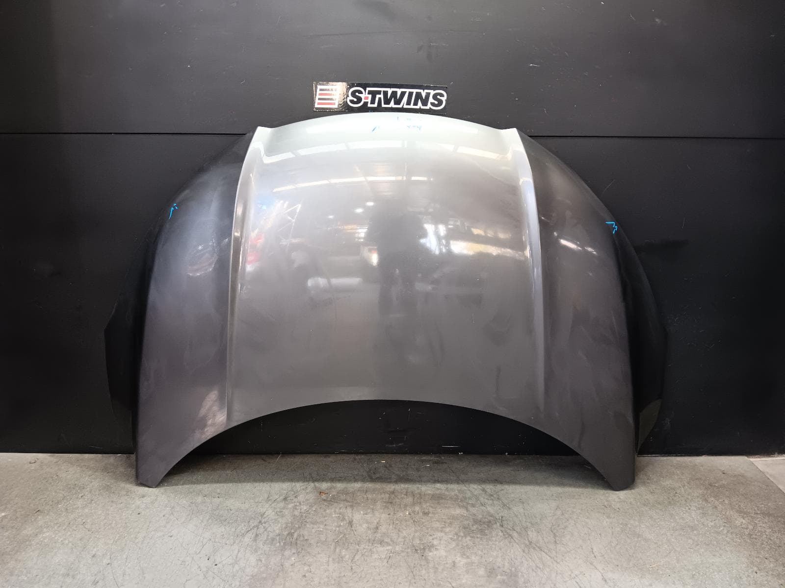 Used auto part listing image: 2019 HONDA HRV BONNET RU, 12/14-10/21 0000410378