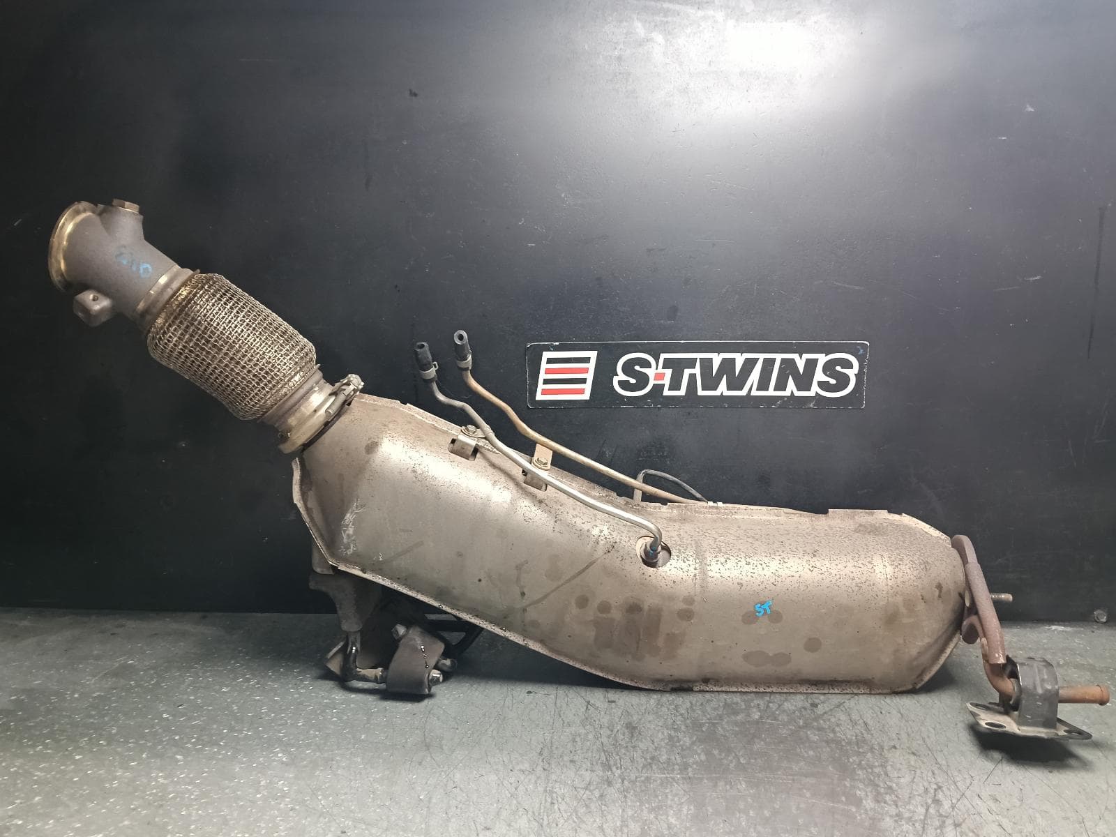 Used auto part listing image: 2018 NISSAN NAVARA PARTICULATE FILTER DPF NP300, DIESEL, 2.3, 04/15- 0000411553