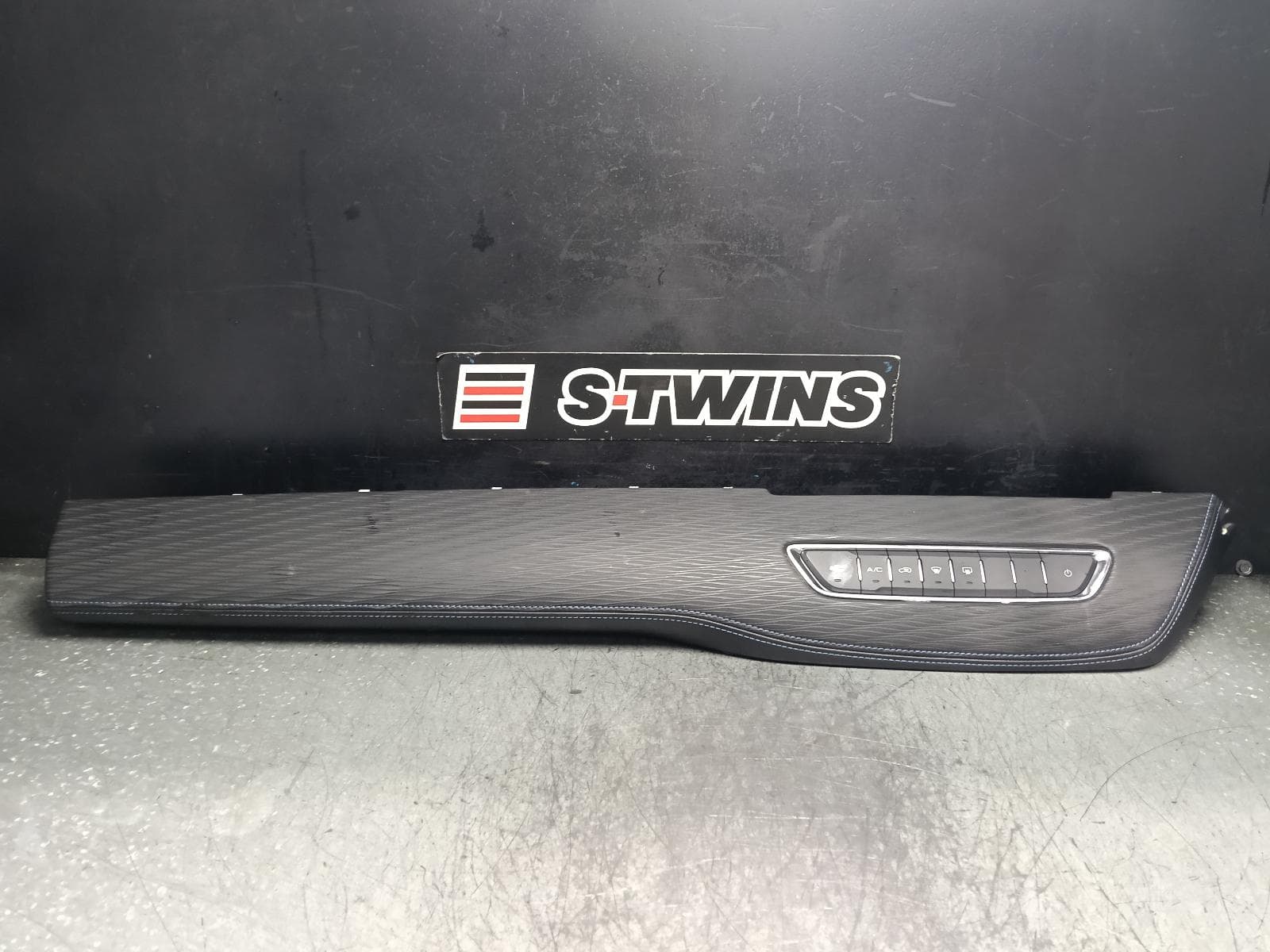 Used auto part listing image: 2025 HAVAL JOLION HEATER AC CONTROLS A02, 04/24- 0000406672