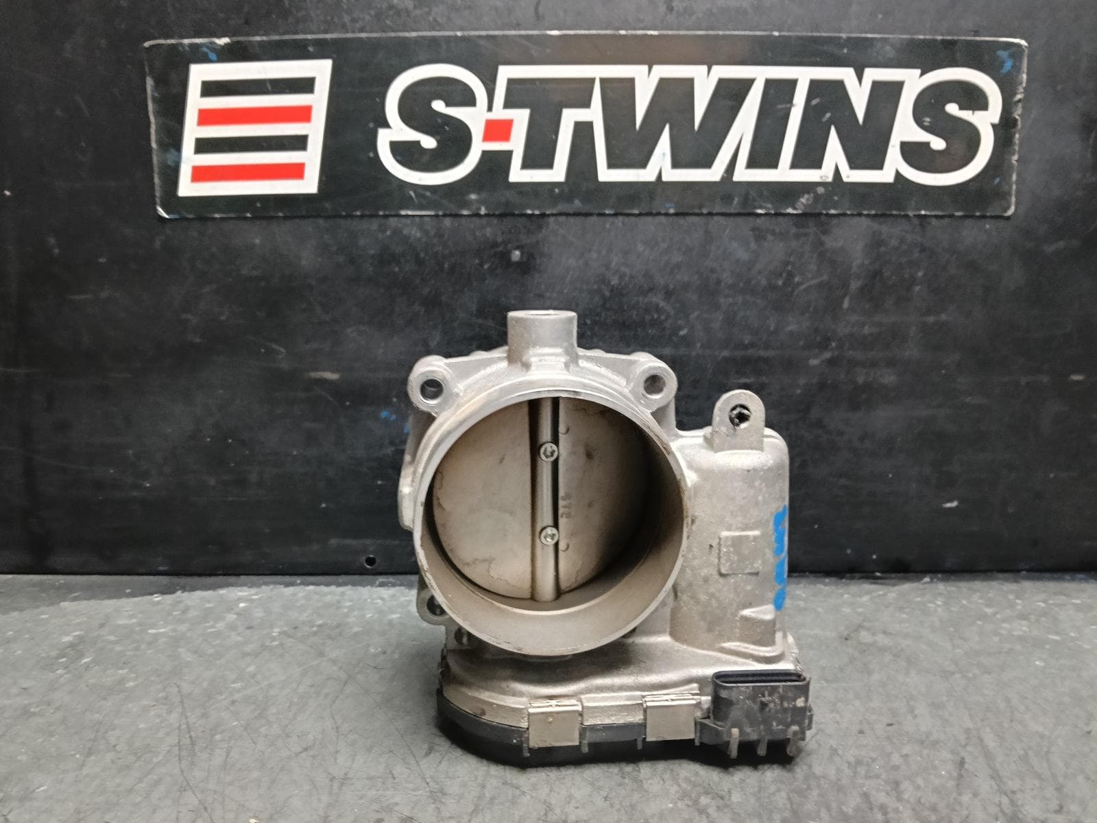 Used auto part listing image: 2022 JEEP WRANGLER THROTTLE BODY 3.6, PETROL, JL, 08/18- 0000406853