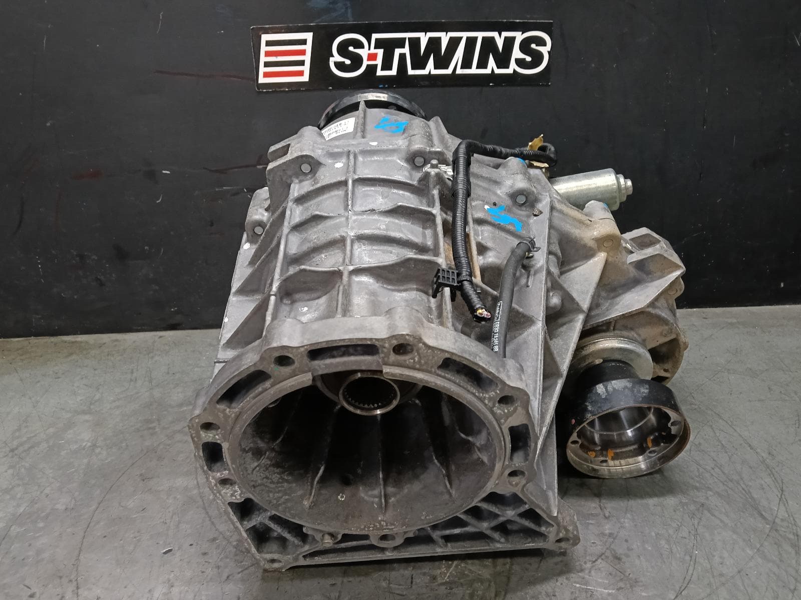 Used auto part listing image: 2016 FORD RANGER TRANSFER CASE MANUAL, DIESEL, 2.2/3.2, PX SERIES 1-3, 06/11-04/22 0000407033