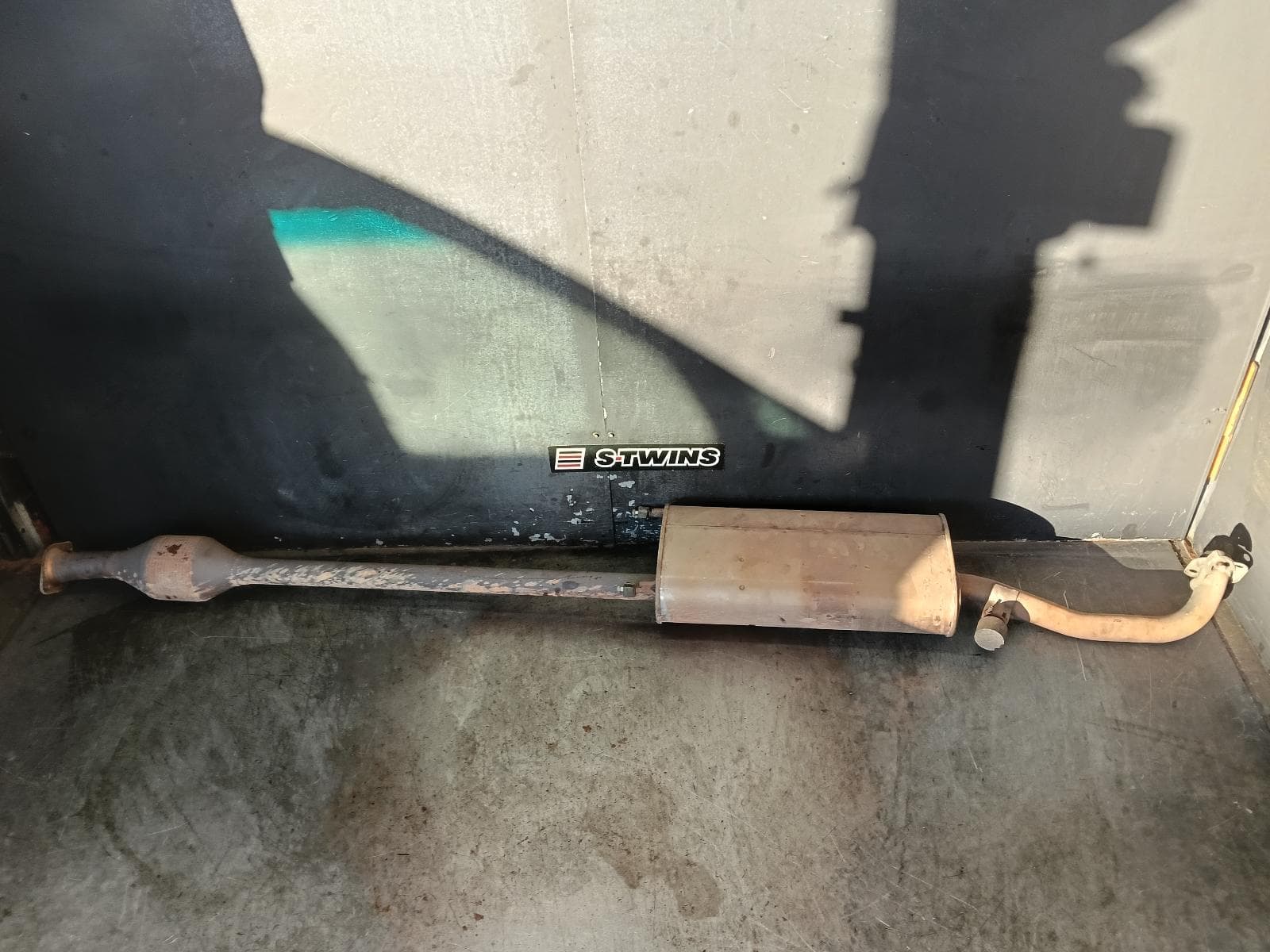 Used auto part listing image: 2012 TOYOTA KLUGER CATALYTIC CONVERTER UNDER CAR-CAT TYPE, 3.5, PETROL, GSU40/GSU45, 08/07-02/14 0000407783