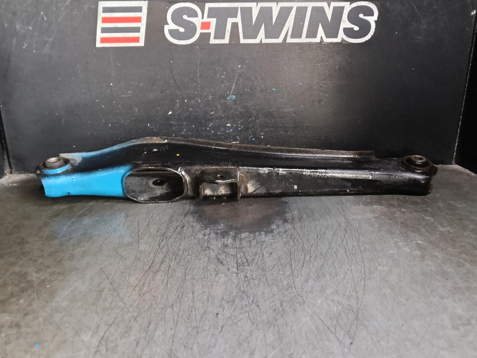 Used auto part listing image: 2013 MITSUBISHI ASX RIGHT REAR TRAILING ARM LOWER CONTROL ARM-REAR, XB-XC, 09/12-12/24 0000407638