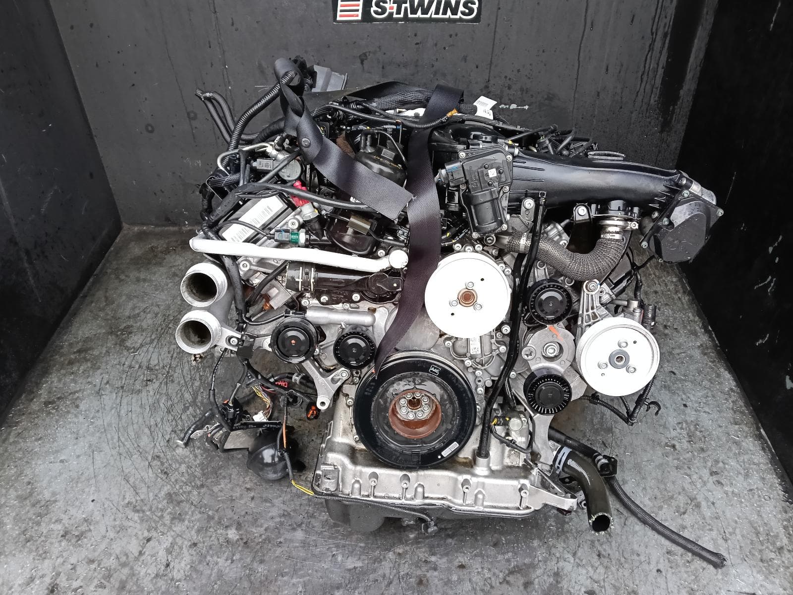 Used auto part listing image: 2014 VOLKSWAGEN TOUAREG ENGINE DIESEL, 3.0, TURBO, 7P, CJMA CODE, 12/10-04/18 0000411910