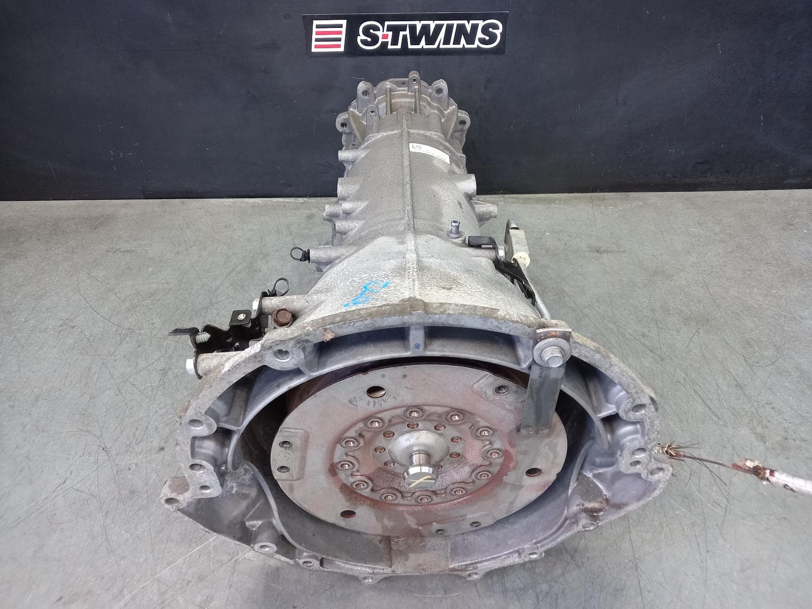 Used auto part listing image: 2017 JEEP GRANDCHEROKEE TRANS GEARBOX AUTO, 4WD, PETROL, 6.4, 8 SPEED, NO TRANSFER CASE, WK, 04/13-02/22 0000348557